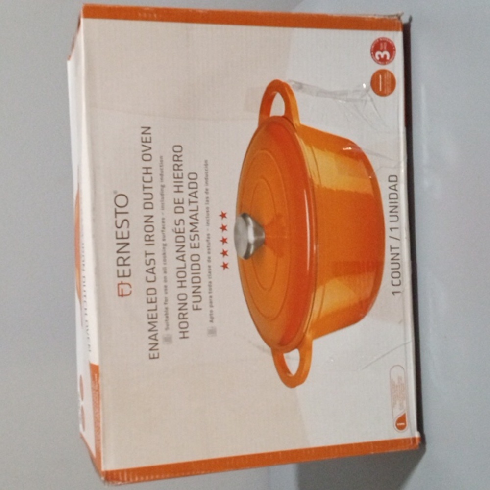 Ernesto cast iron Dutch oven